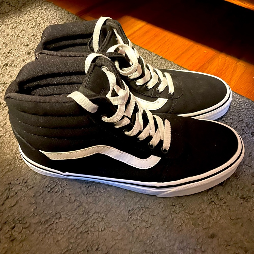 Women’s high top vans